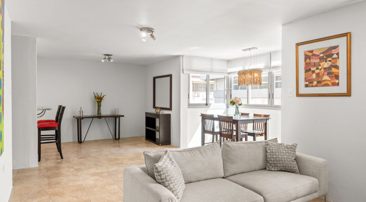 20-web-or-mls-Giselle Stowell - 57 C-6737