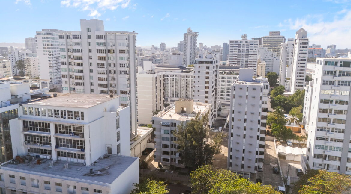 29-web-or-mls-Giselle Stowell - 57 C_0170_D